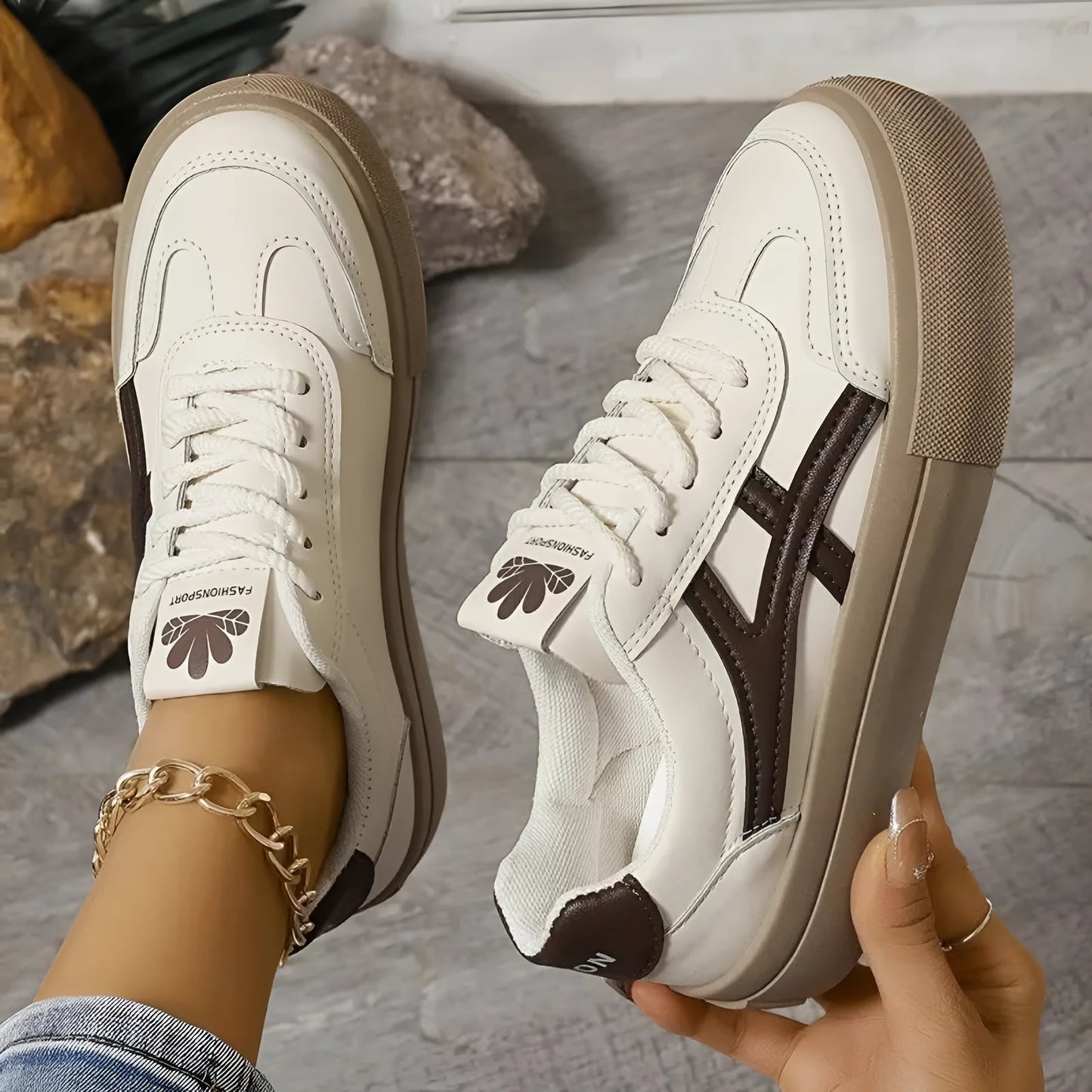 NOVERA™ | Lage Sneakers