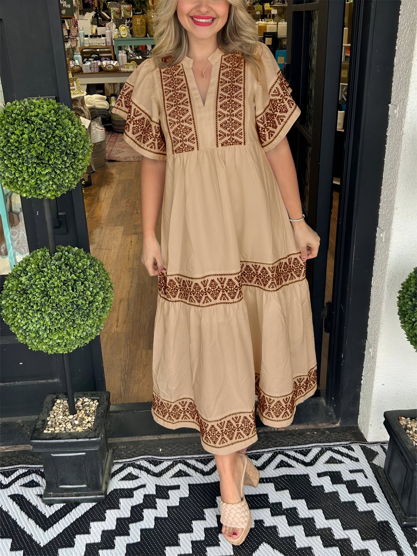 Amber™ | Geborduurde Maxi-jurk