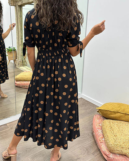 Monique™ | Elegante Jurk met Stippen